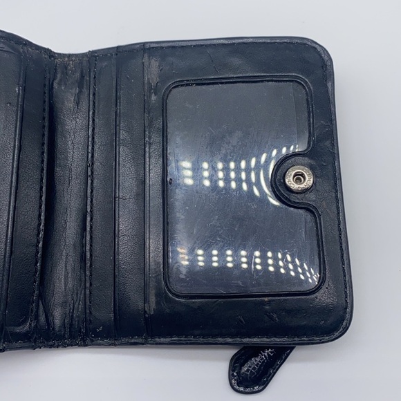 Coach - Bi- Fold Wallet Black and White With C Monogram - Picture 11 of 13